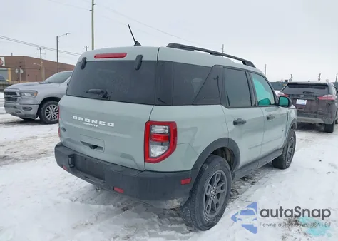 2022 Ford Bronco Sport Big Bend z USA, uszkodzony, nr VIN 3FMCR9B62NRE32259